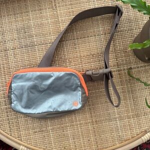 lululemon athletica everywhere belt bag 1L
